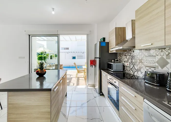 Villa Elite Blu By Ezoria Agia Napa