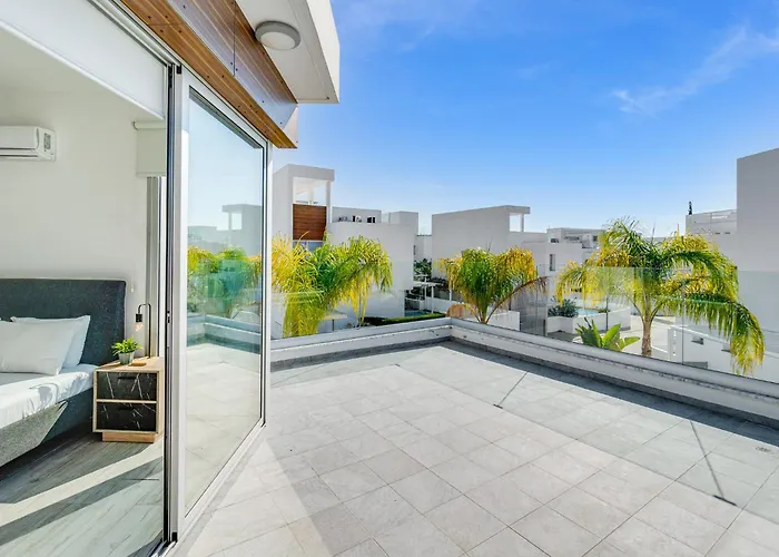 Villa Elite Blu By Ezoria Agia Napa