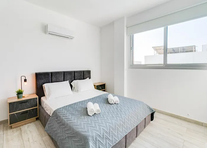 Elite Blu By Ezoria Villa Agia Napa