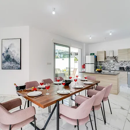 Elite Blu By Ezoria 别墅 圣纳帕