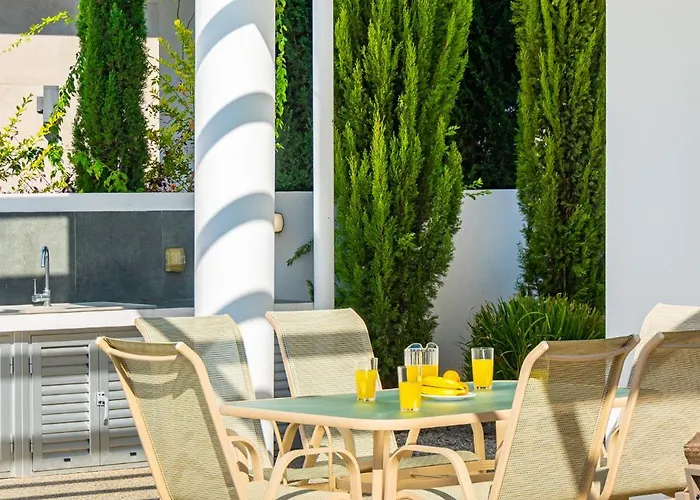 Elite Blu By Ezoria וילה