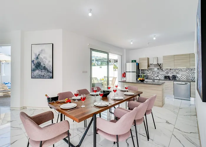 Elite Blu By Ezoria וילה איה נאפה